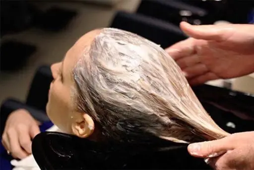 Hair Treatment with Cream