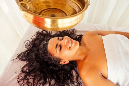 Ayurvedic Shirodhara with Feet Reflexology